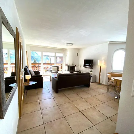 C21高尔夫公寓 公寓 *